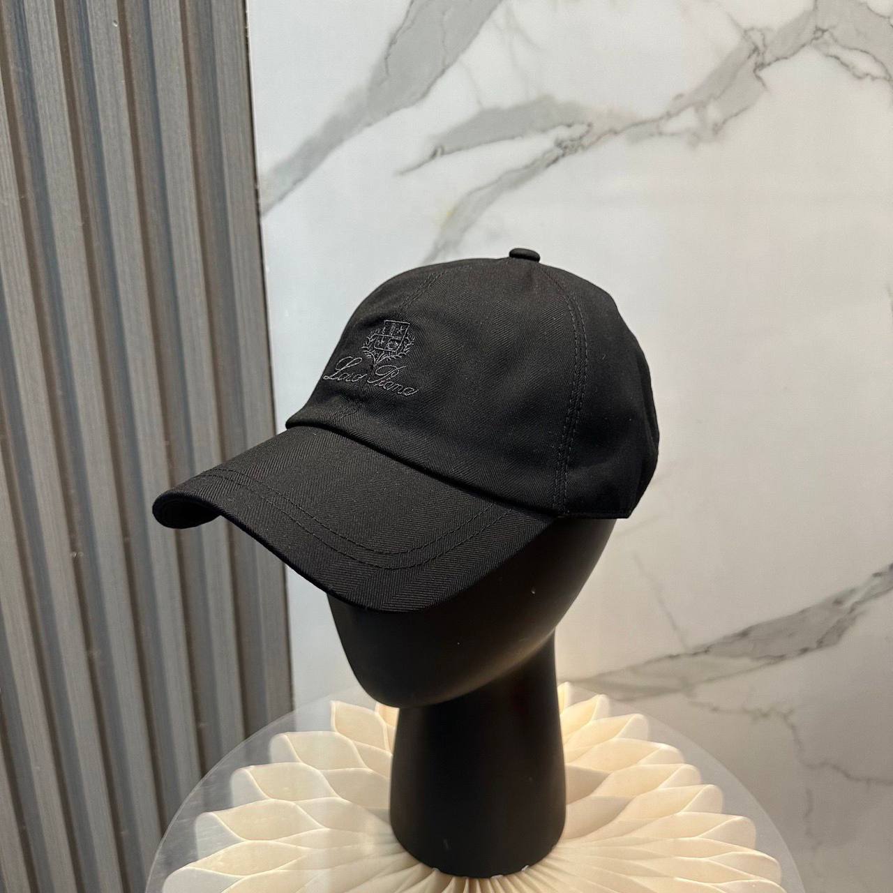 Premium Loro Cap