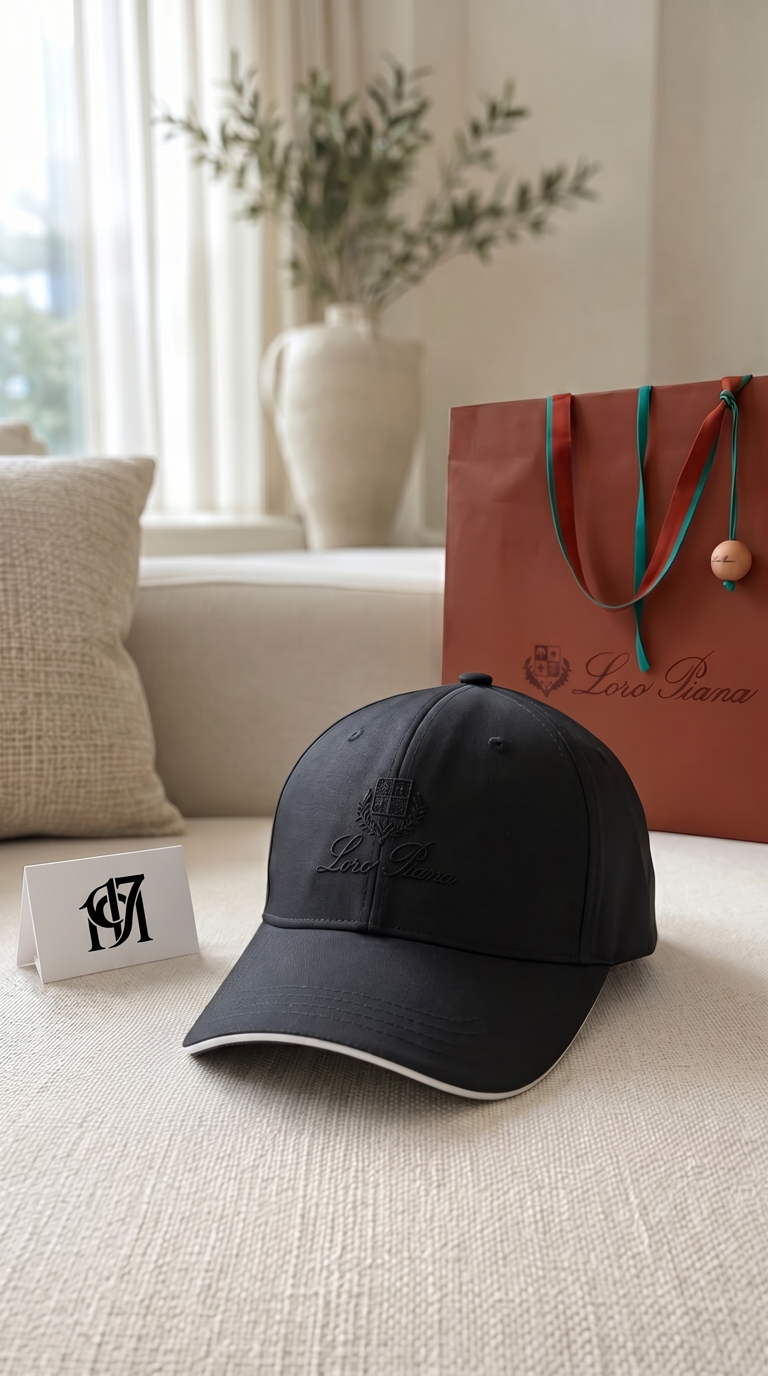 Premium Loro Cap