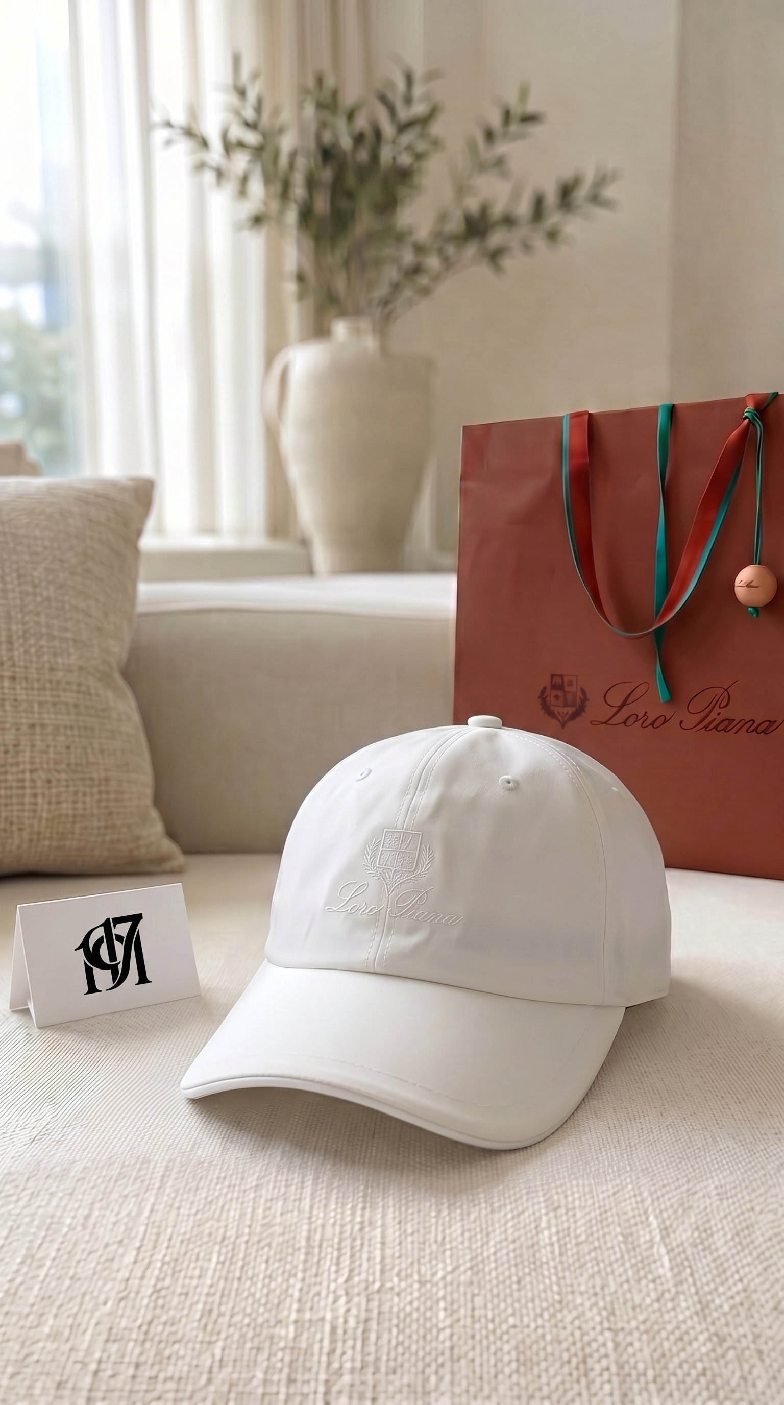Premium Loro Cap