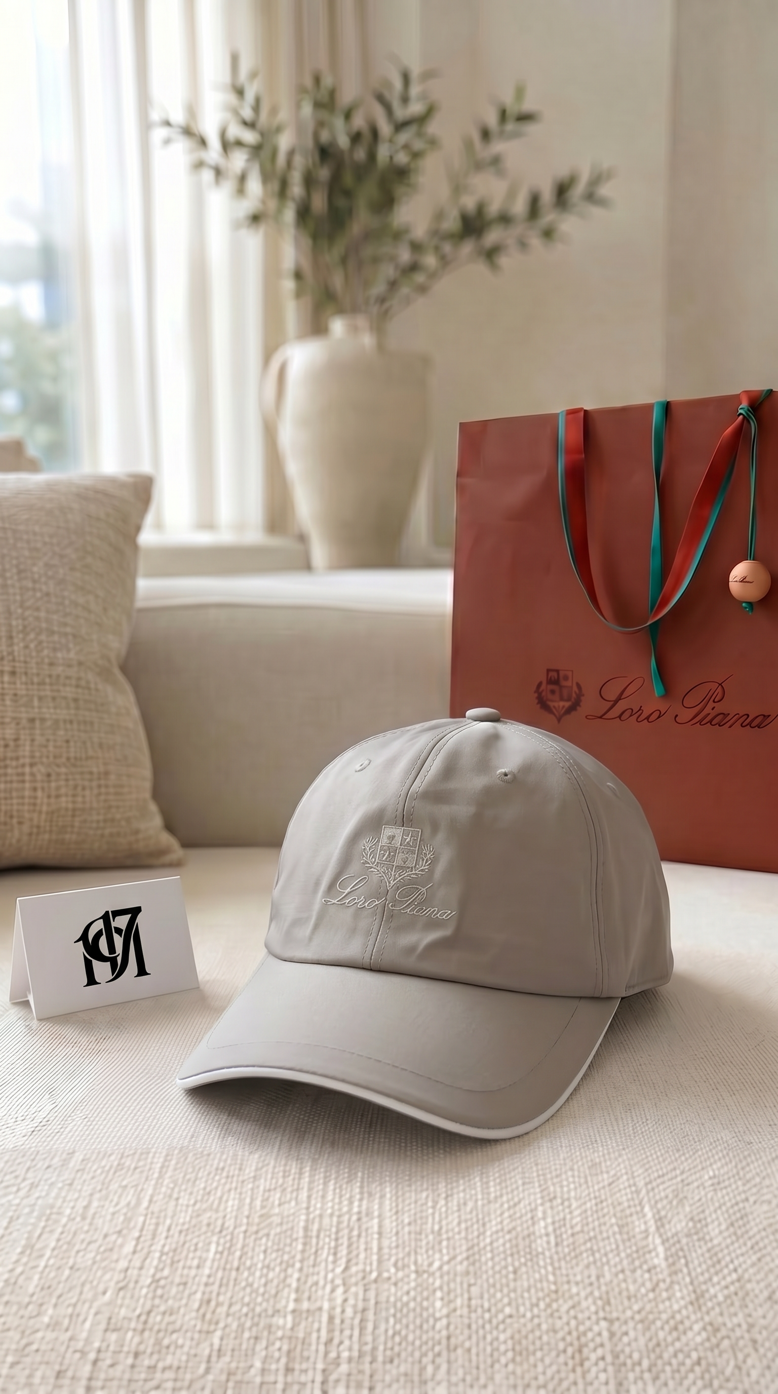 Premium Loro Cap