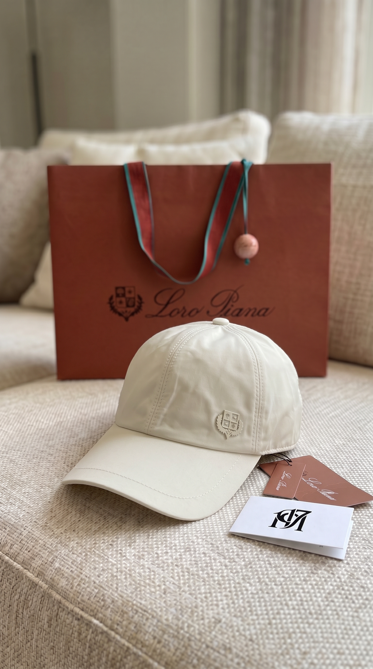 Premium Loro Cap