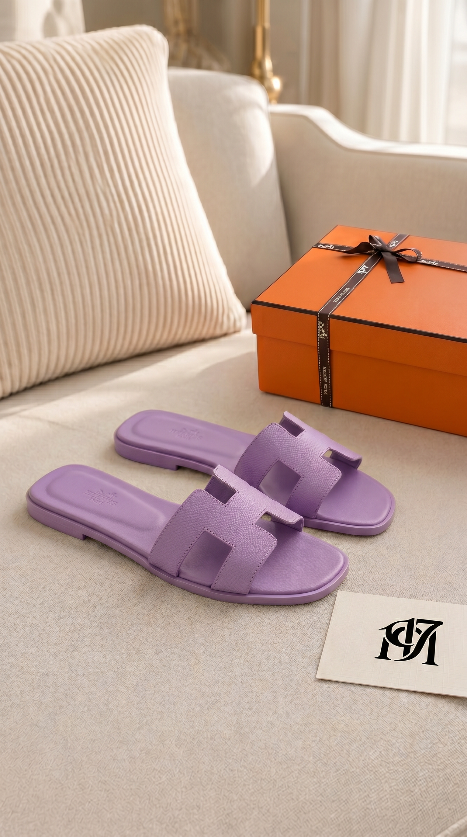 Oran sandal