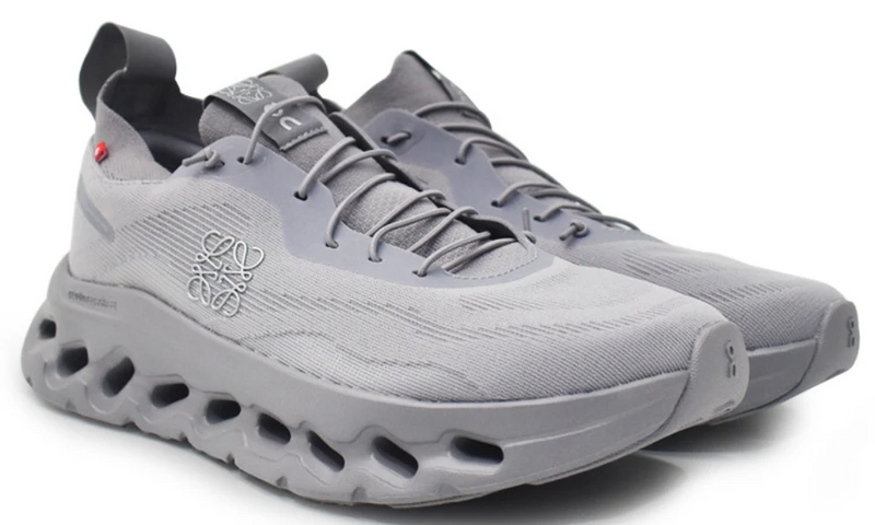 Loewe x Running Cloudtilt 