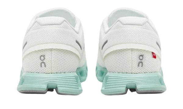 On Running Cloud 5 Undyed 'White'