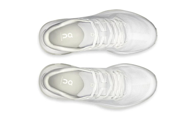 On Cloudzone 'Triple White'